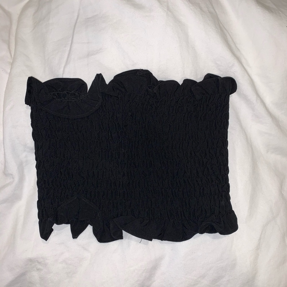 Black ruffled tube top